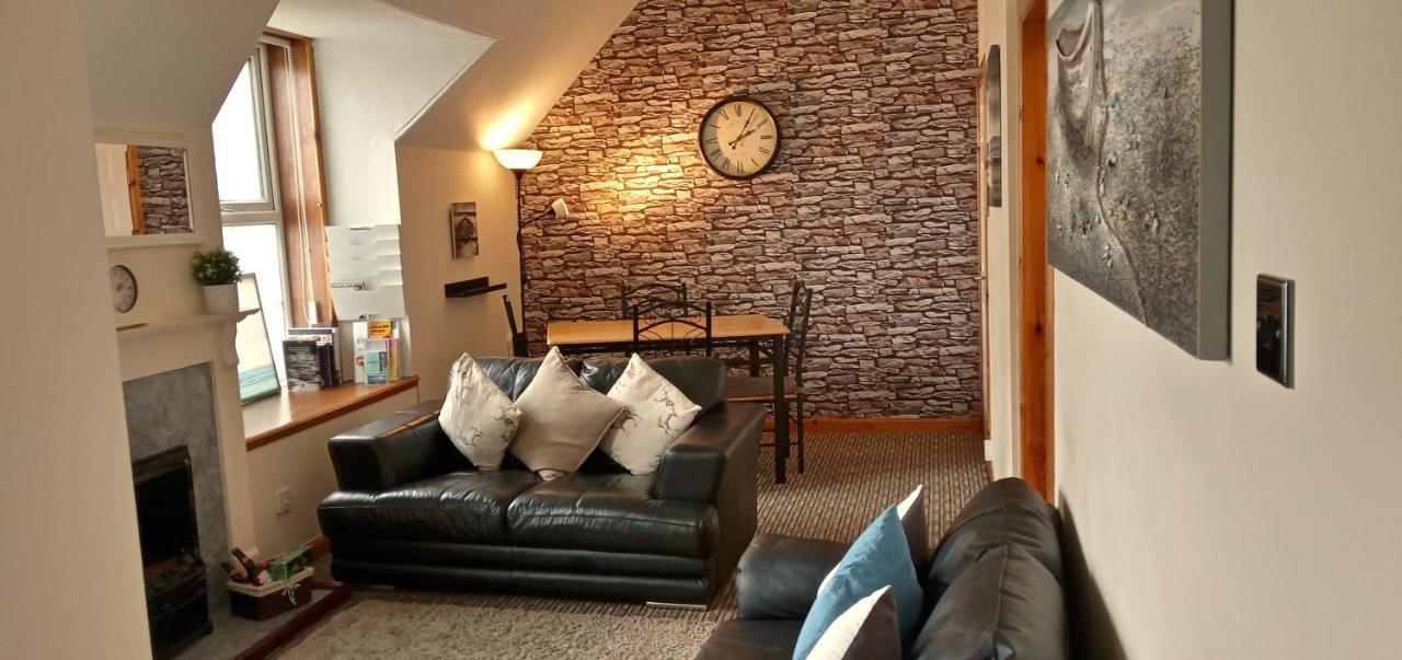 Flat 14C Bayhead Apartment Stornoway  Exterior photo