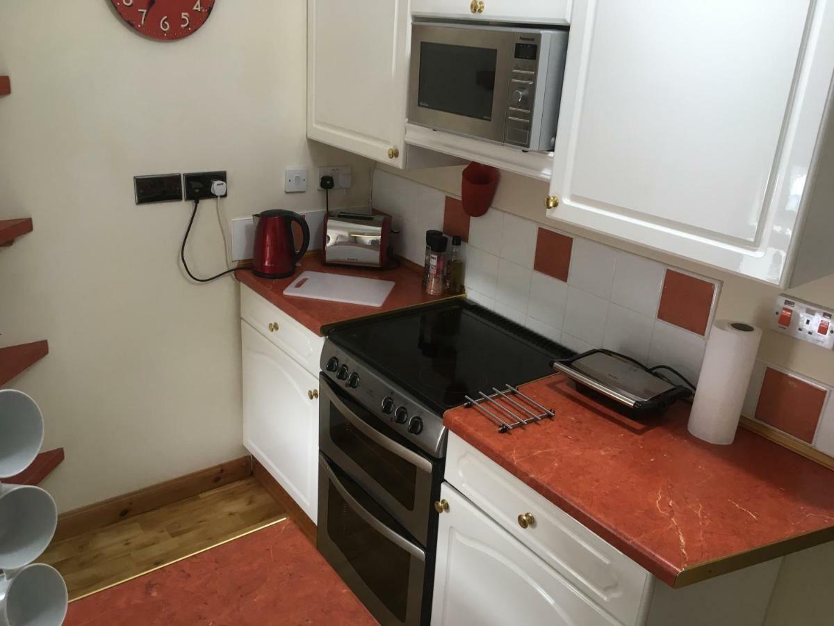 Flat 14C Bayhead Apartment Stornoway  Exterior photo